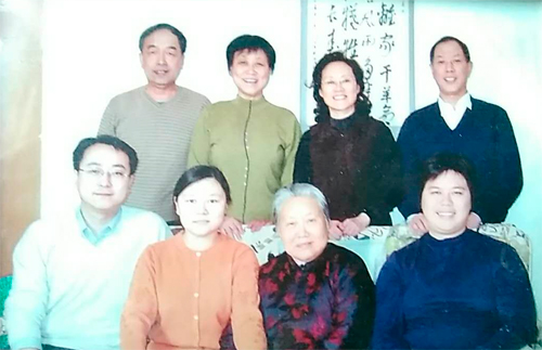 [热心公益]安淑静:领养6名战争遗孤 最可爱的抗战老兵