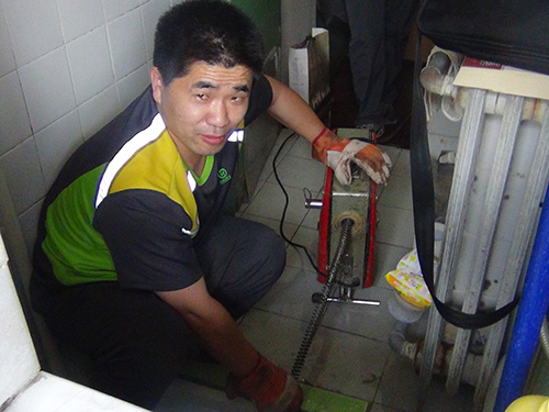 [敬业奉献]赵五:全身心投入环卫事业 创管道疏通"独门绝技"