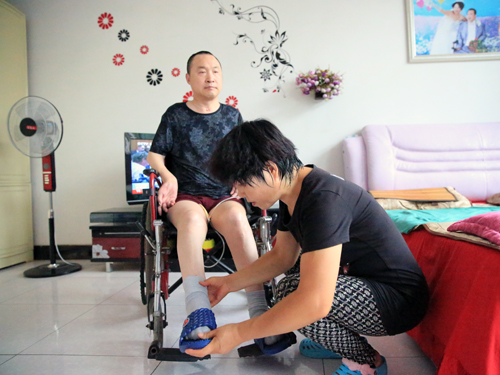 [孝老爱亲]张亚清:离婚不离家,你是我不能抛弃的甜蜜负担