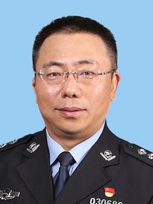 北京榜样主题活动官网[敬业奉献]张卫东:好政委守卫红墙甘做"战斗型